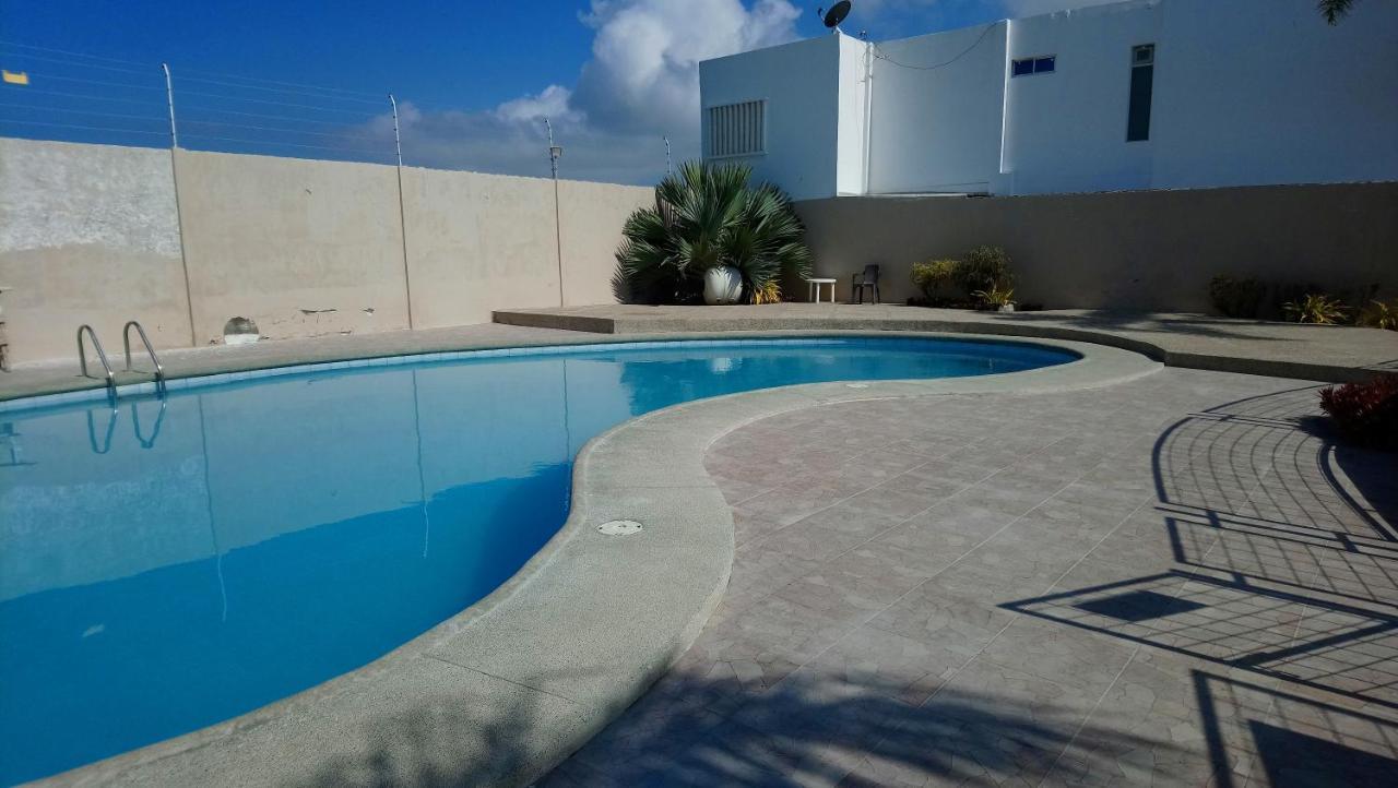 Beach House In Punta Carnero Salinas / Casa المظهر الخارجي الصورة
